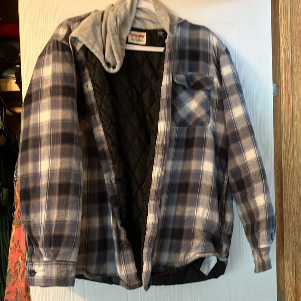 Wrangler Black and Gray Lightweight Shirt Jacket